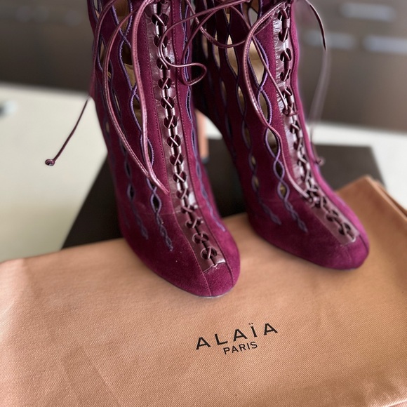 ALAIA Booties - Picture 4 of 11